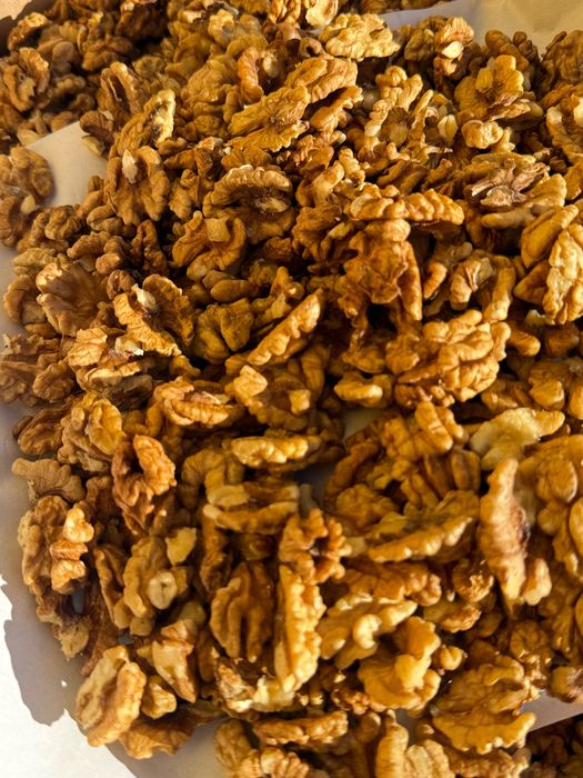 Miez de Nuca, Jumătăți 1/2 - 90%