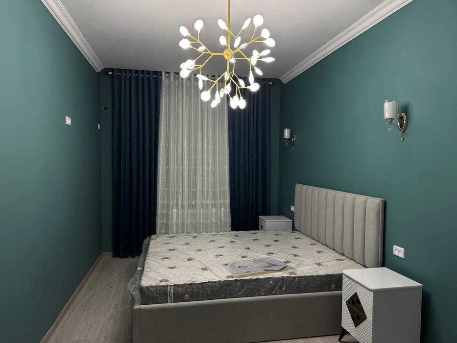 2 хоналик квартира 5 кават кирпичный дом, 6 микр, чинор малл