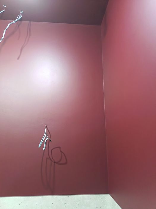 Поклейка обоев, покраска стен