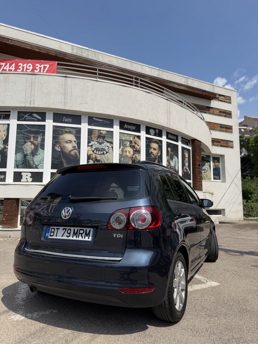 Vând Volkswagen Golf 6 Plus
