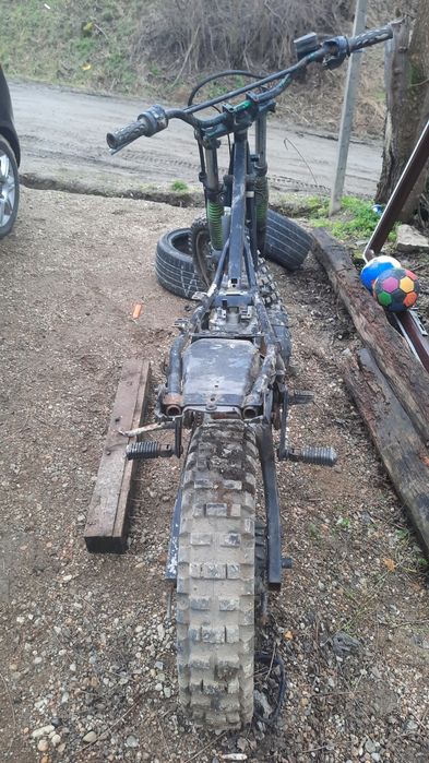 Vand sau schimb cros gilera 125cc