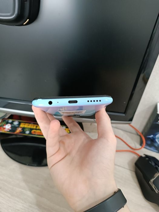 Продам redmi note 9