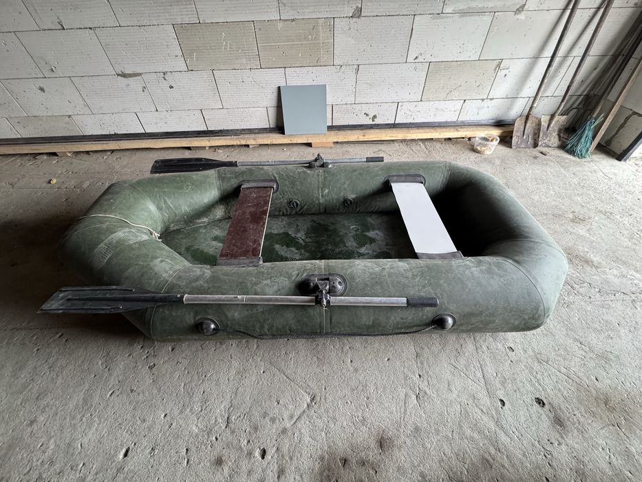 Продам лодку 260 RUSH