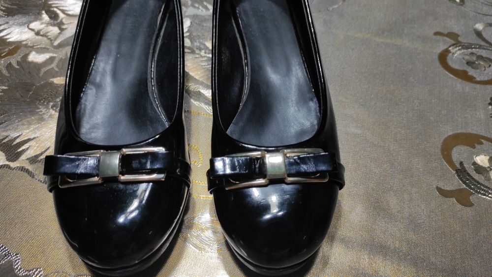 Туфли чëрные женские