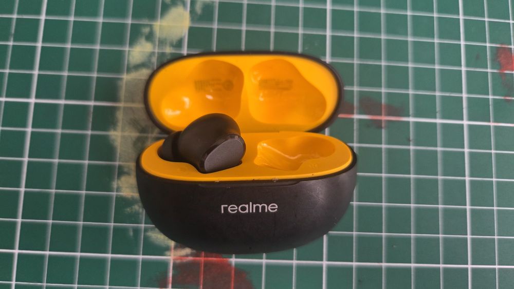 наушники realme Buds T100