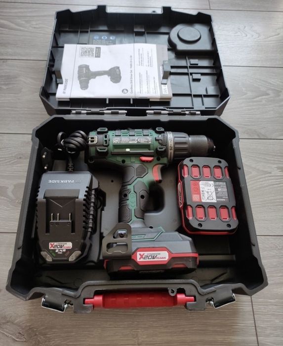 Trusa bormasina 20 V Parkside cu 2 acumulatori incarcator