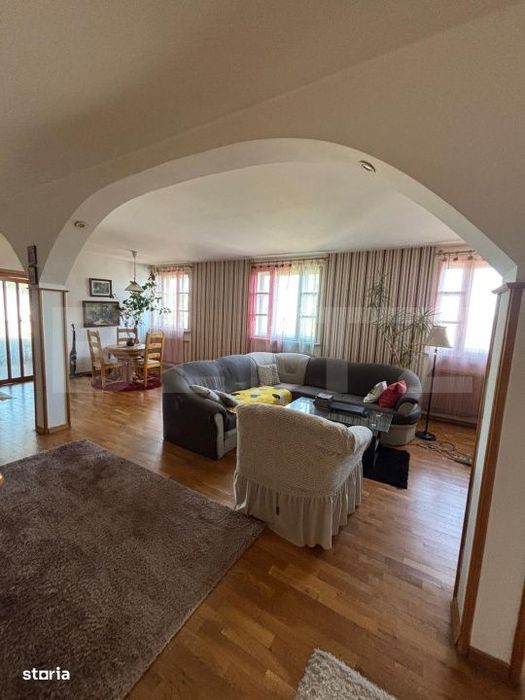 Apartament cu 3 camere, 128 mp, zona Ultracentrala