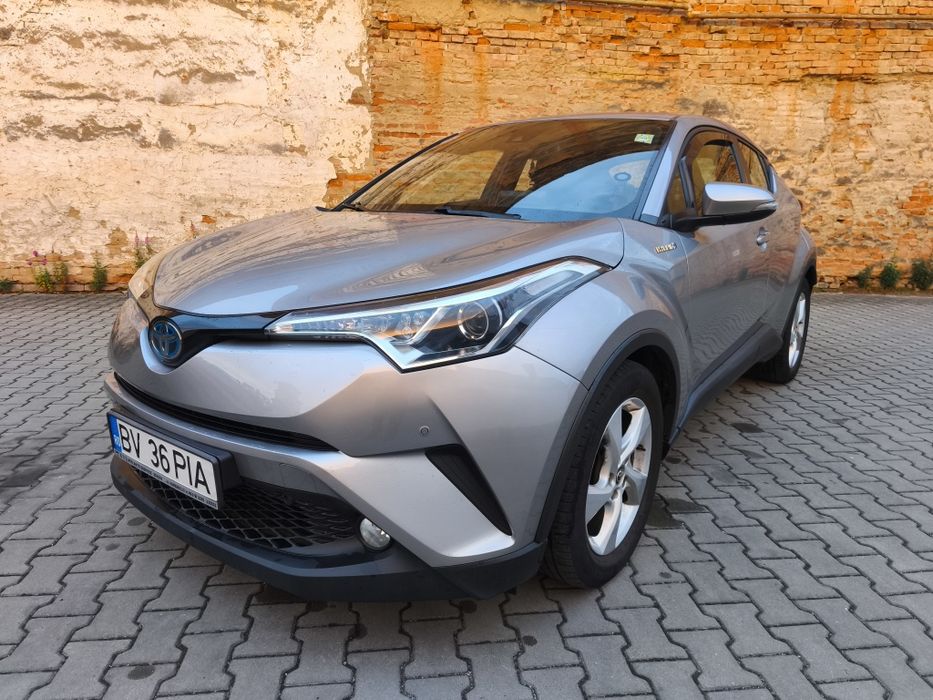 De vânzare Toyota C-HR hibrid 1.8 benzina Cu GARANȚIE pana in 2029 sau inca 111.112 km