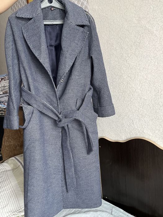 Женское демисезонное пальто