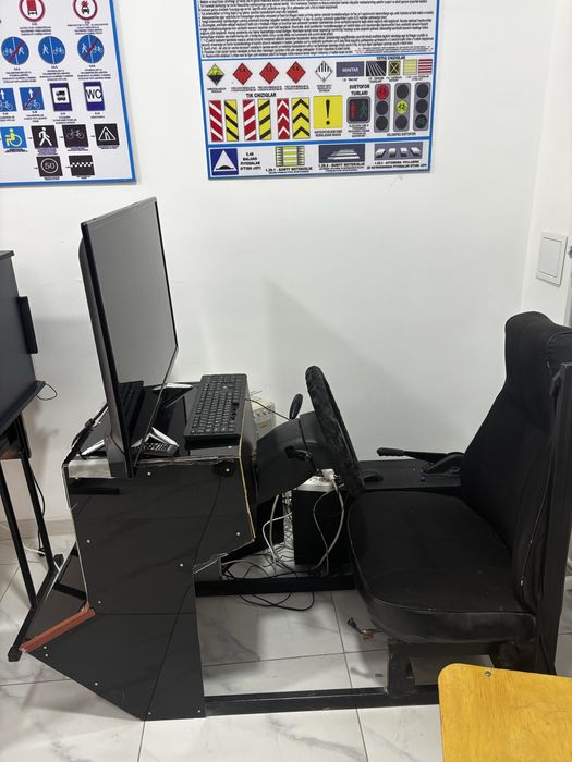 Авто смулятор сотилади