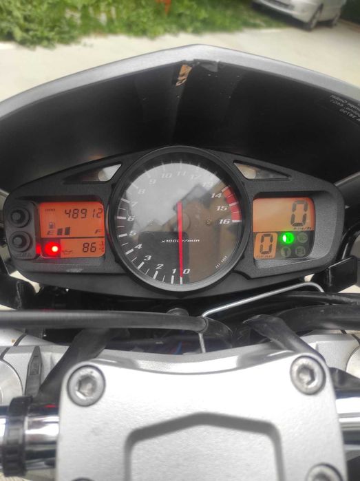 МотоциклетSuzukiGSR 600