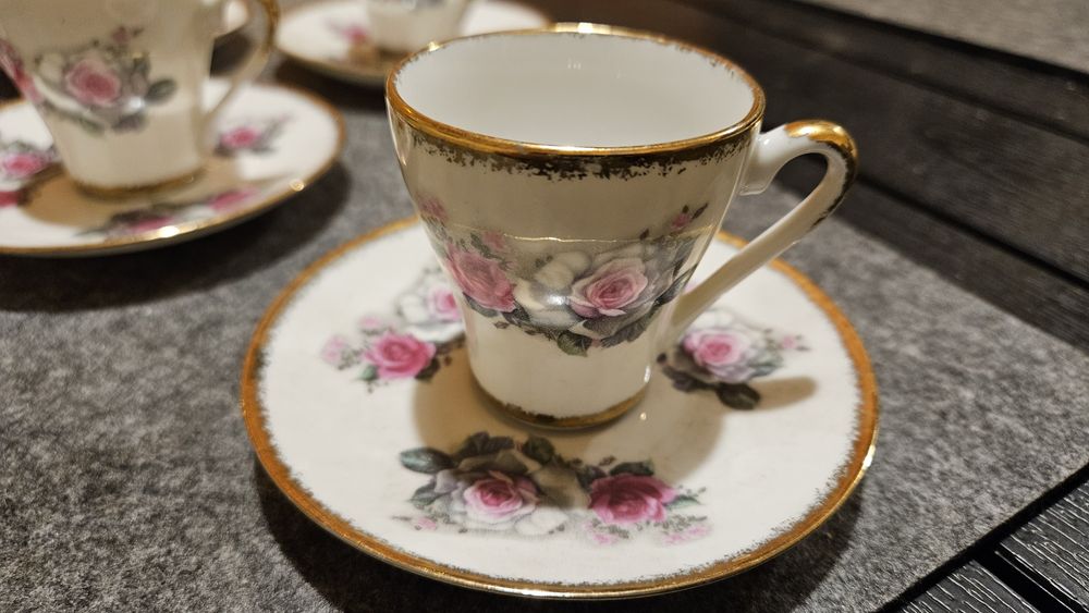 Set cesti cafea vechi din portelan