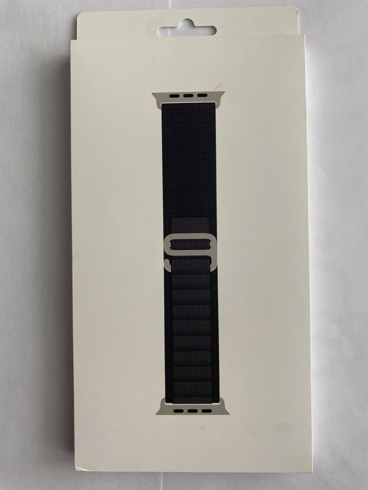 Оригинална каишка Alpine Loop за Apple Watch, неразопакована