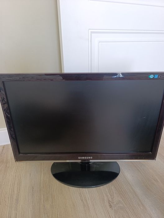 Монитор Samsung SyncMasterP2250