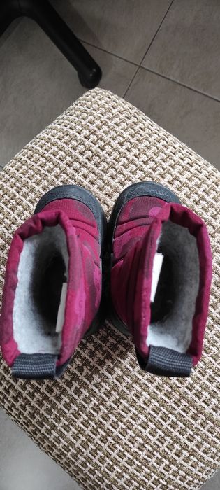 Фирменные сапожки на девочку, размер-20