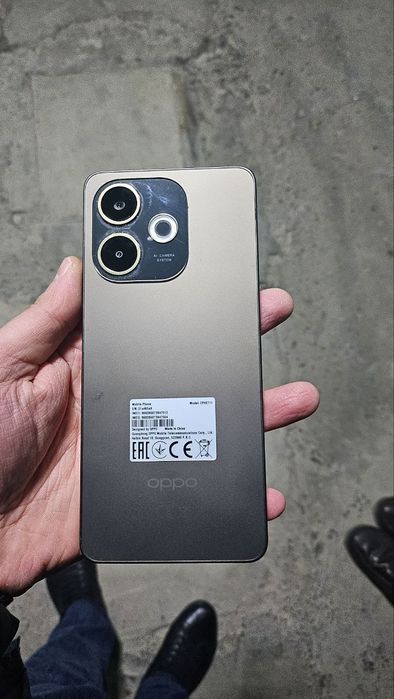 Oppo A5 PRO yengi