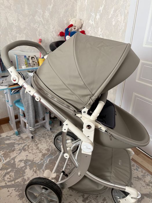 Продам Новую коляску