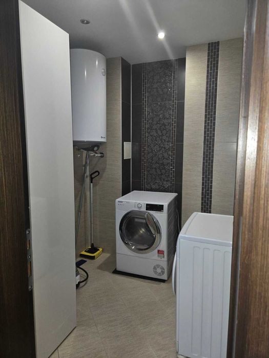 Многостаен апартамент с гараж за продажба в кв. Баларбаши, Благоевград