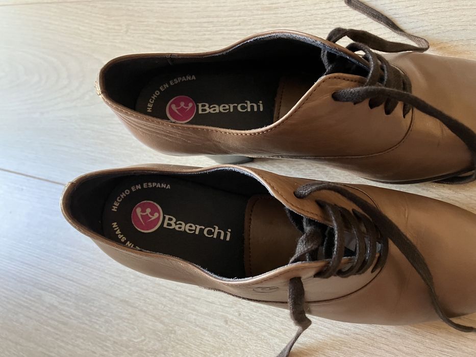 Евтини Обувки боти естествена кожа 36 номер, нови