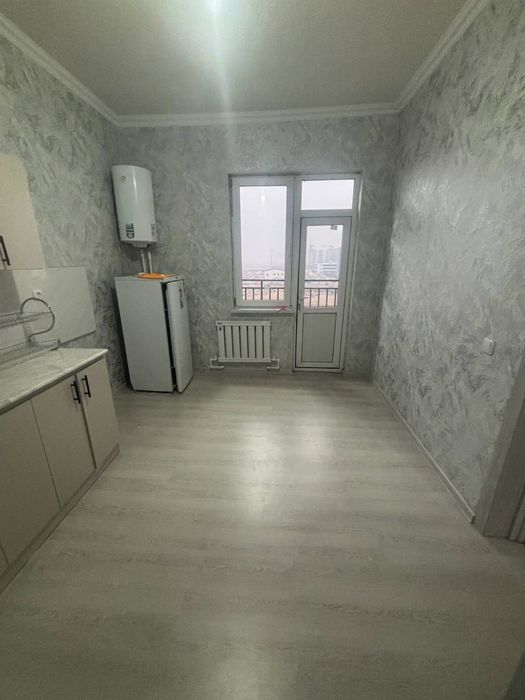 Tóy tepa Nurafshon city ichida 3 xonali kvartira ijaraga beriladi