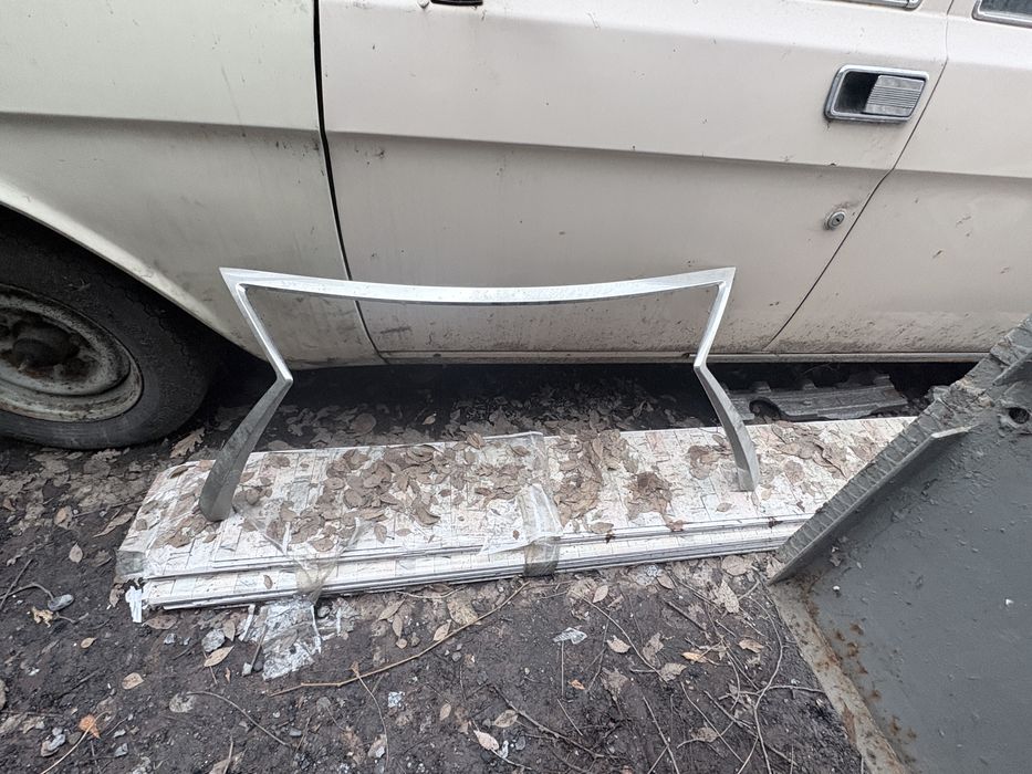 Автозапчасти молдинг