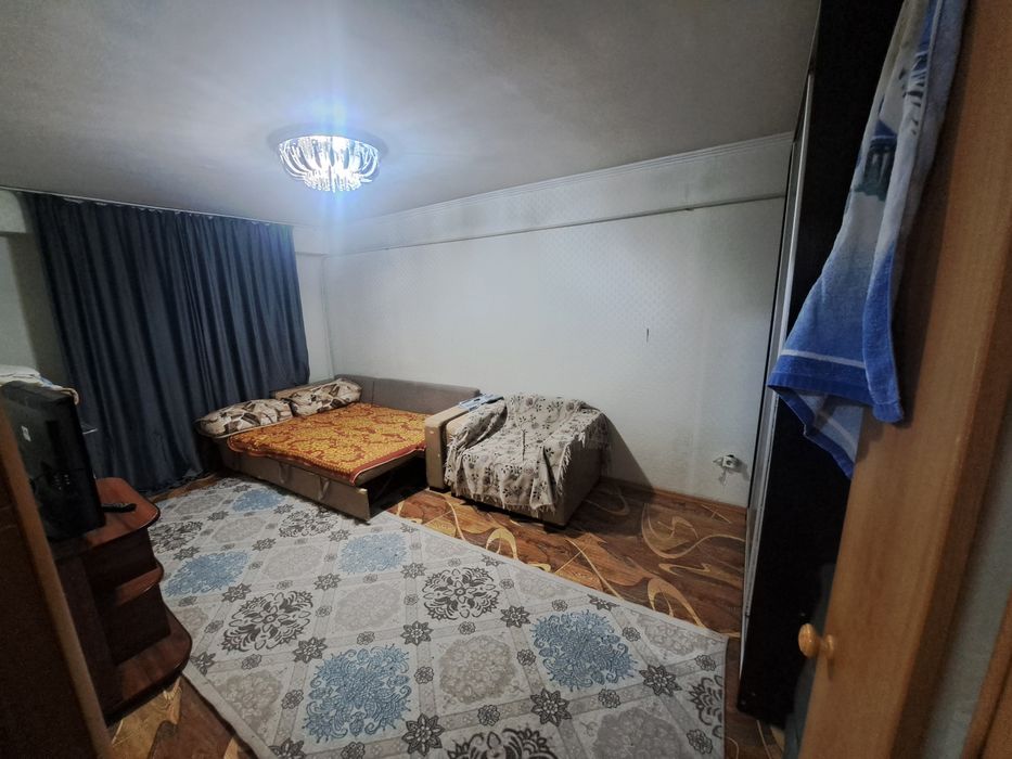 Сдам 1 комнатную на КШТ