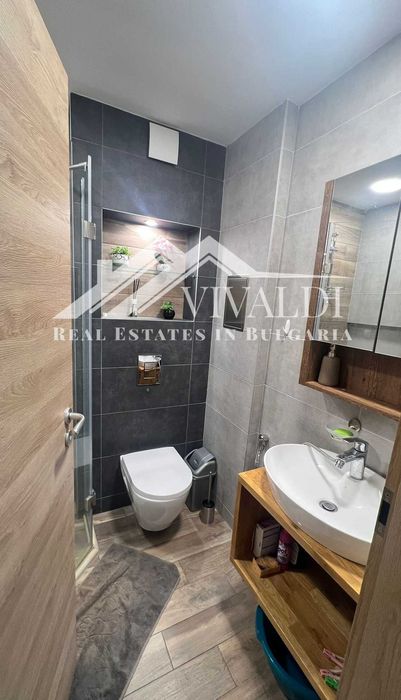 Дава се под наем Тристаен апартамент в к.к. Св.Св. Константин и Елена - 85 кв.м за 897.6 € - Снимка #12