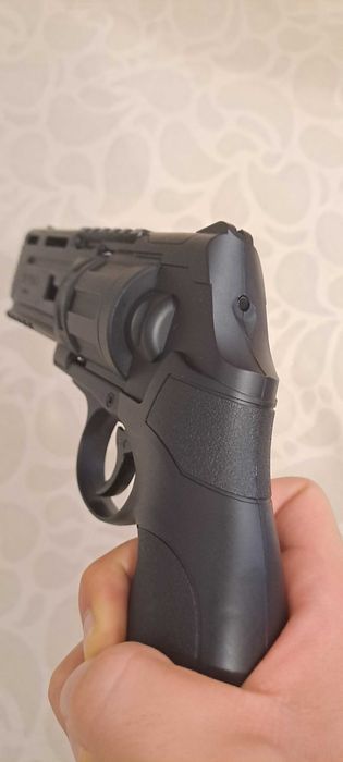 Air soft пистолет Umarex HDR 50