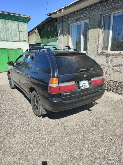 Ниссан Рнесса 1998 г.в.