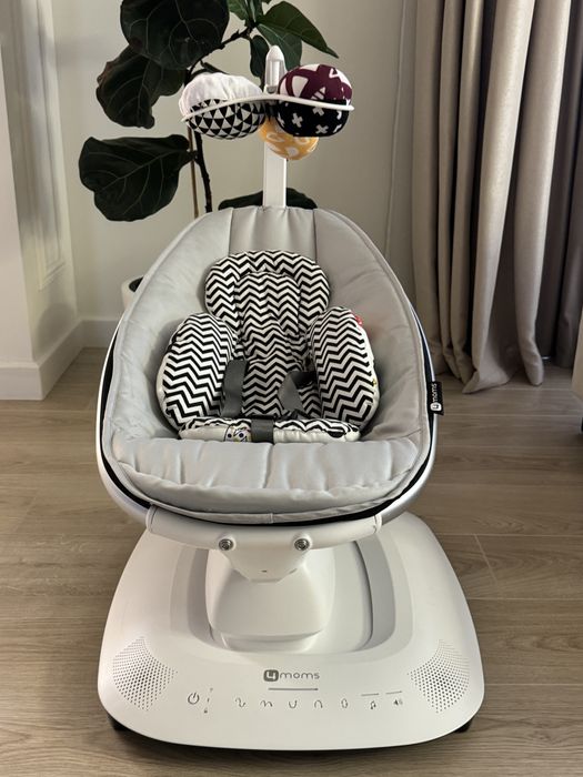 Качеля электрическая 4 Moms