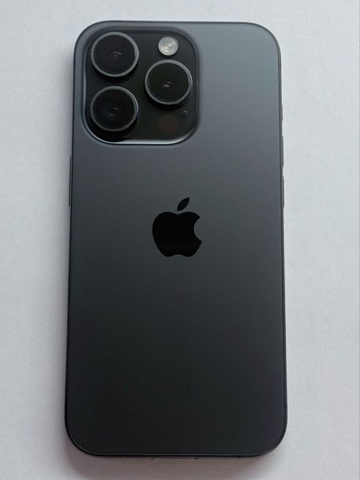 iPhone 15 Pro Black 94% battery