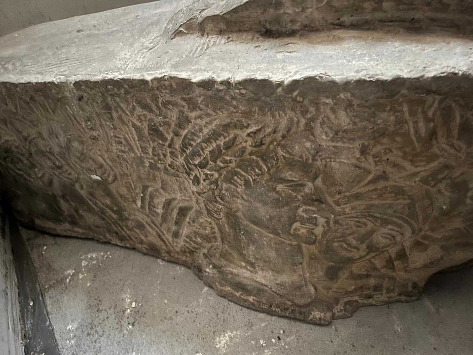 Vand statueta din piatra