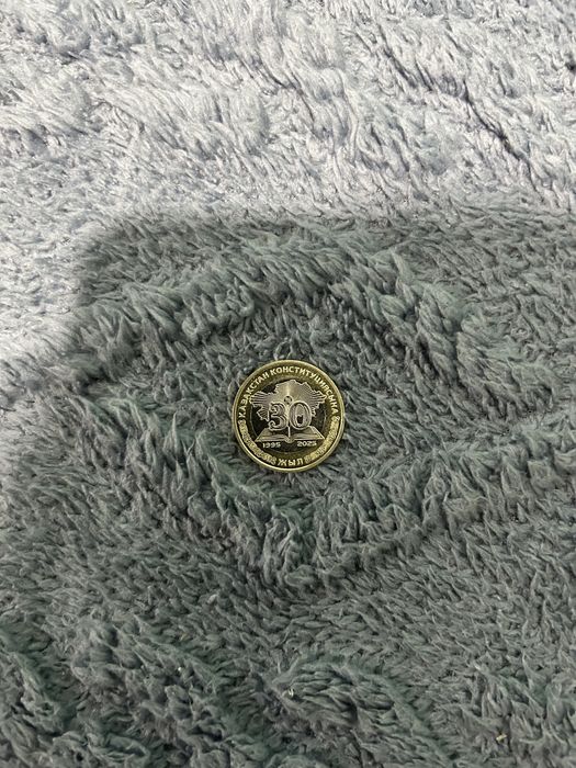 Юбелейнные Колекционерные монеты 100 тенге