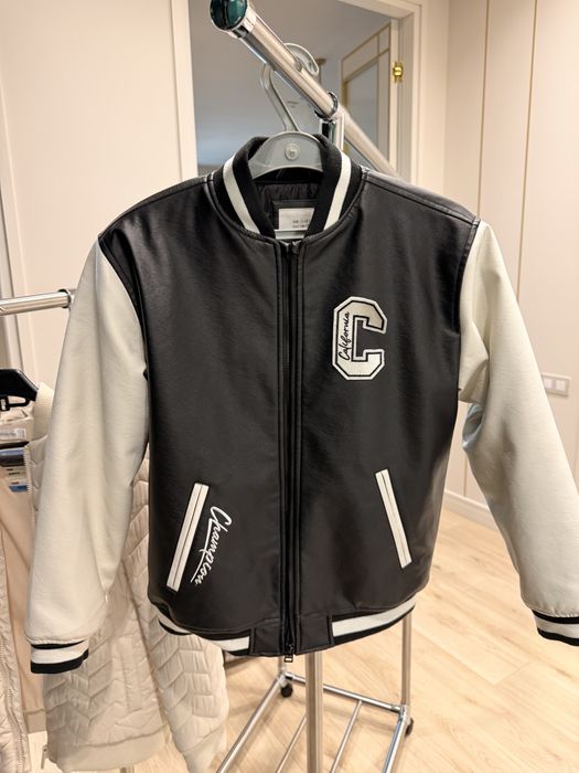 Продам куртку бомбер