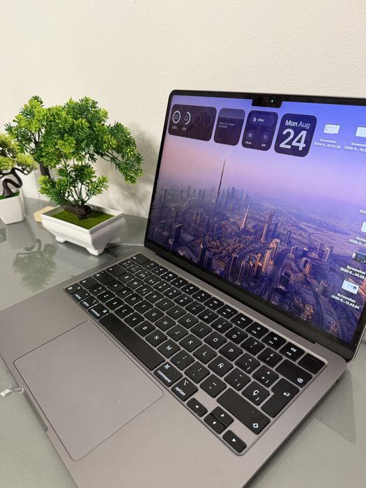 Macbook m2 2022 500 gb