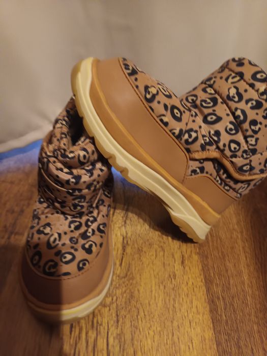 Продавам Детски ботуши