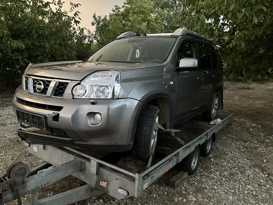 Dezmembrez Nissan X-Trail T31 2.0 dci