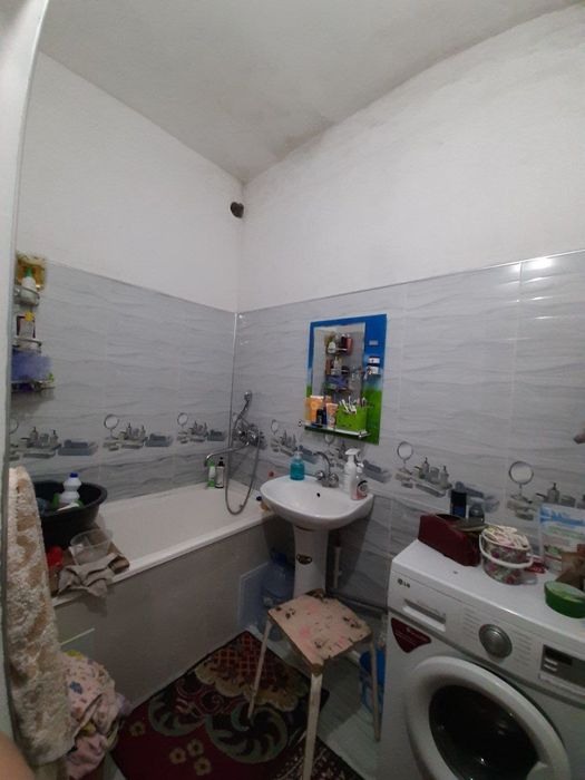 2 xonali ijara 1 etaj yangi bozor orqasi