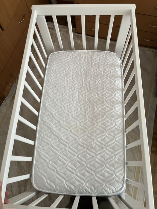 Продам кроватку 90*50 томикс