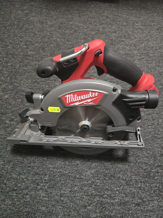 Акумулаторен безчетков ръчен циркуляр Milwaukee M18CCS55