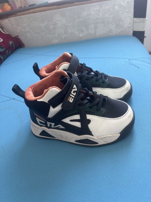 отдам обувь на весну 30 размер