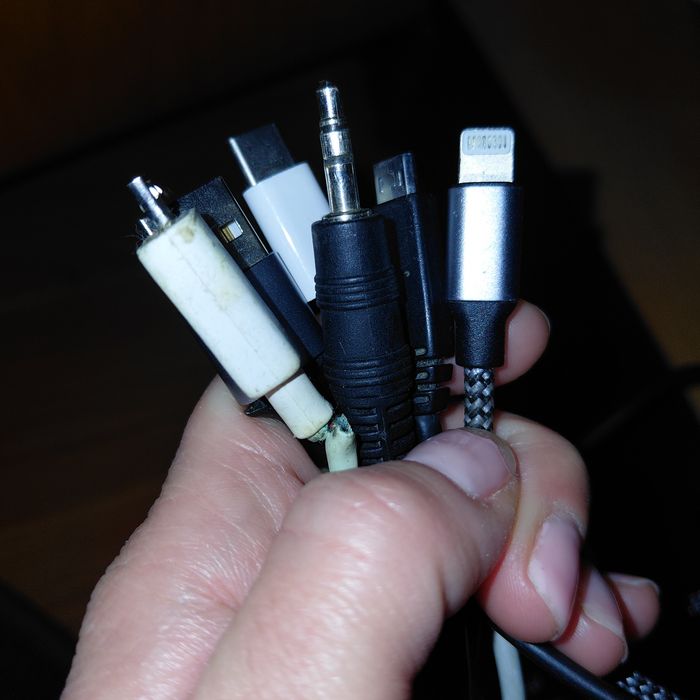 Adaptoare mufă tip mamă/tată diverse modele