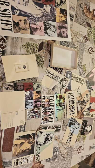 Taylor Swift eras tour VIP pack