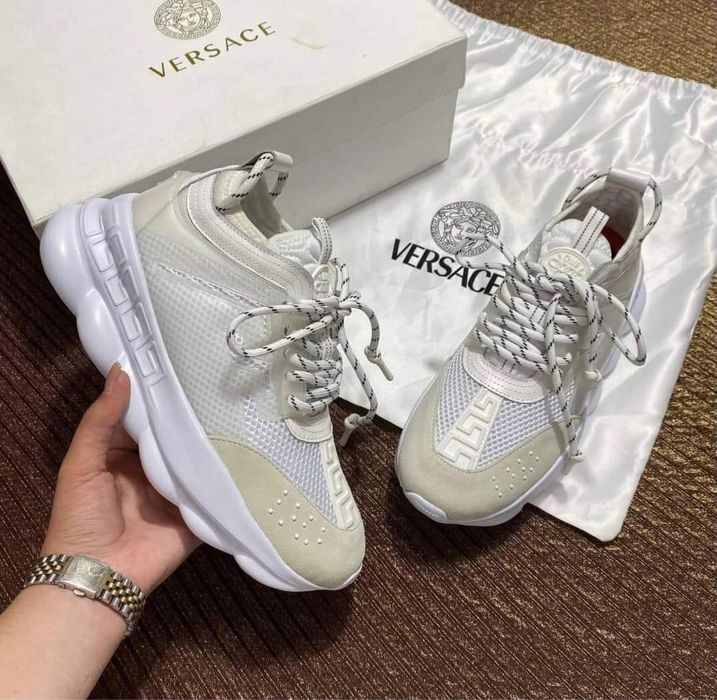 Versace universali