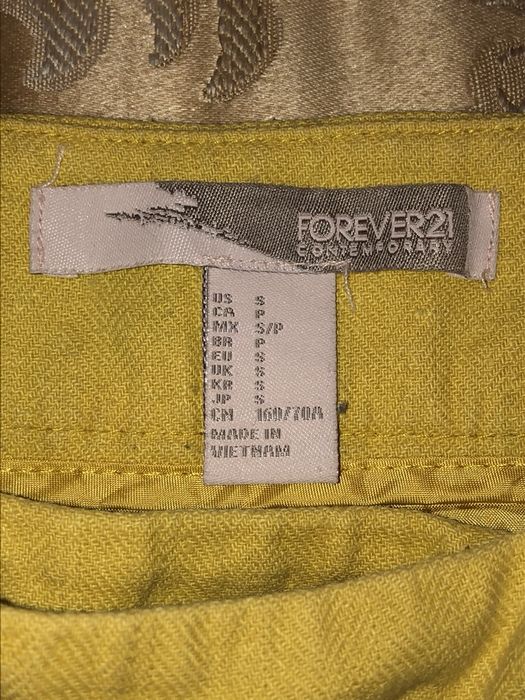 Шорты желтые