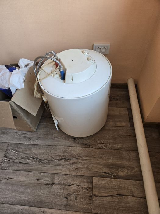 Аристон рабочий дубовая