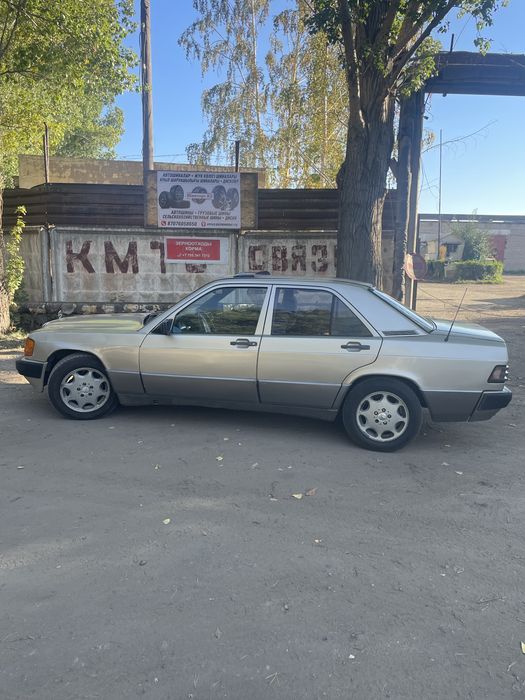 Продам мерседес 190