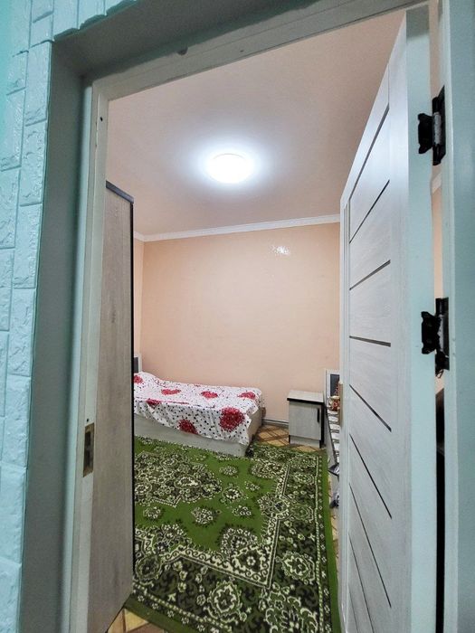 Уй сотилади Нурафшон Ш нурафшон кочаси 1/2уй