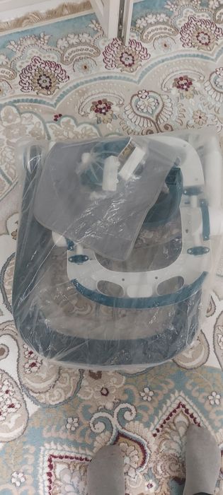 Новый ходунки продам