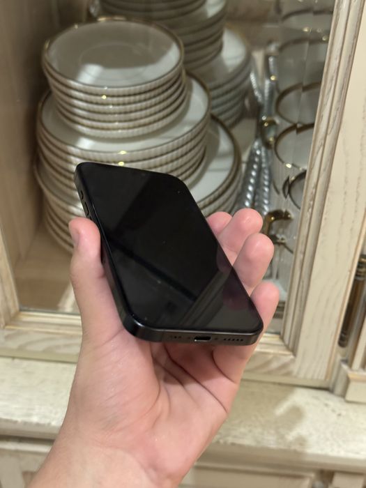 iPhone 16 pro 256gb black titanium